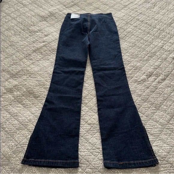 Watch LA Western Style Flare Jeans with Detachable Buckle - Picture 2 of 7